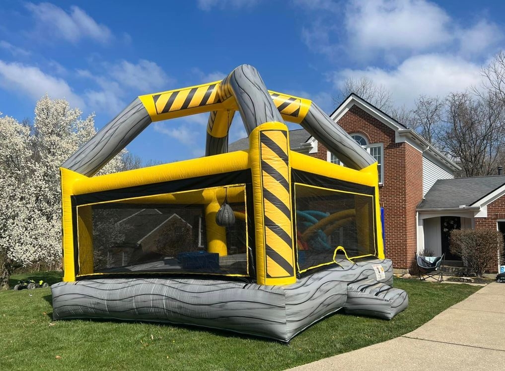 Obstacle course rentals in Mason